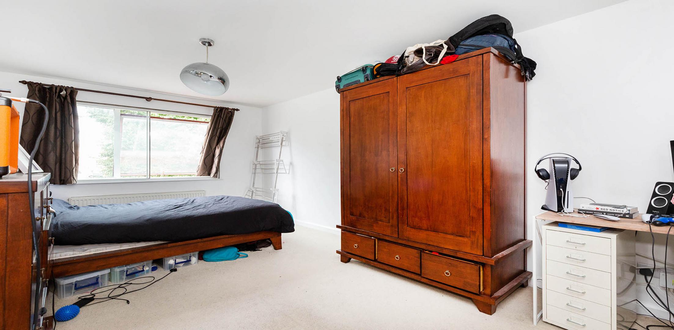 			2 Bedroom, 1 bath, 1 reception Flat			 West End Lane, WEST HAMPSTEAD